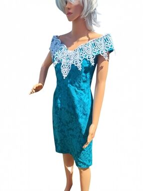 Jessica McClintock Teal Jacquard Dress with White Lace Crochet Collar Vtg 80s